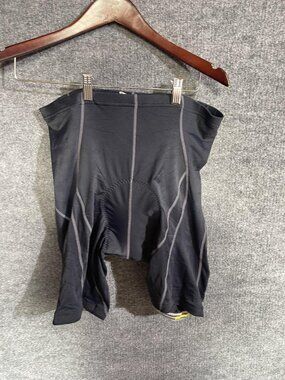 Sugoi Cycling Shorts Mens XXL Black Padded Chamois 8 Inseam Bike Compression